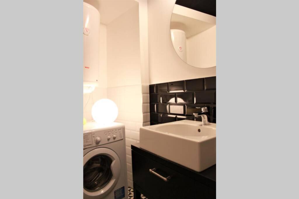 Unique Brick 5 - Old Town & Market Square Apartment Krakow Bagian luar foto